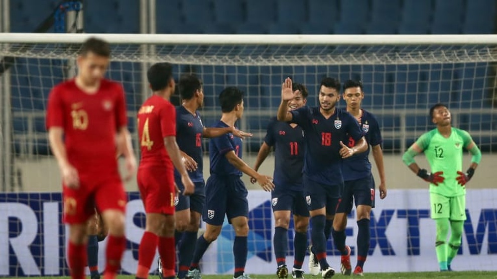 Thái Lan và UAE giành 3 điểm để nuôi hy vọng tại vòng loại World Cup? - 2 Thái Lan và UAE giành 3 điểm để nuôi hy vọng tại vòng loại World Cup? - 2