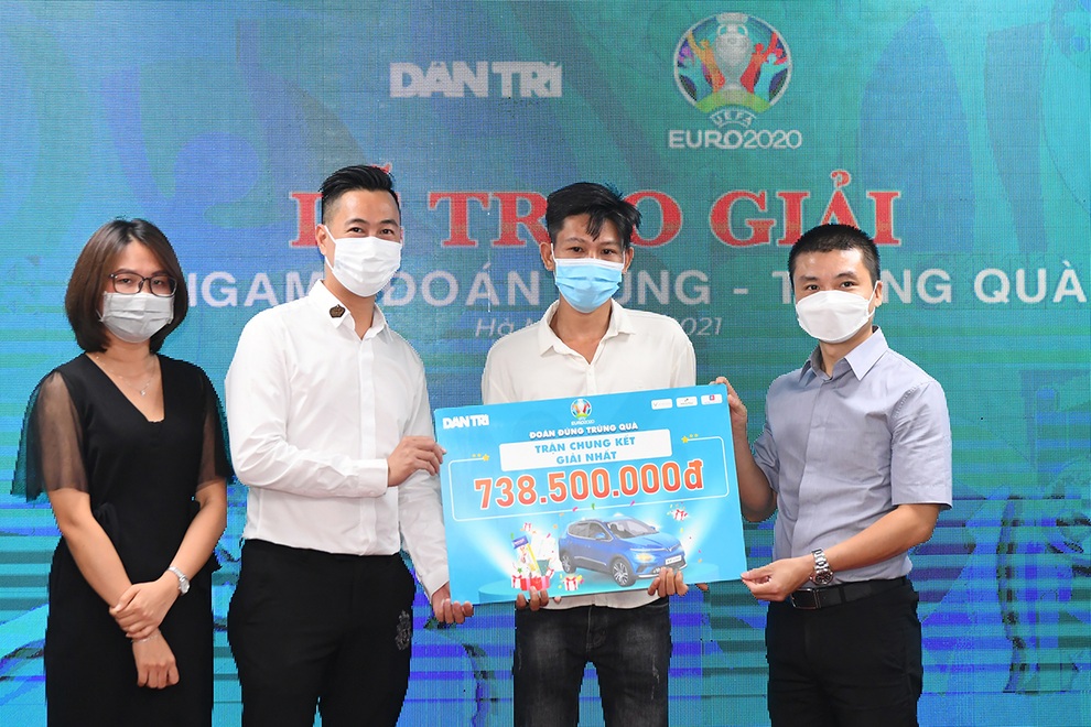 Dân trí trao giải chương trình Euro 2020: Đoán đúng - Trúng quà - 3 Dân trí trao giải chương trình Euro 2020: Đoán đúng - Trúng quà - 3