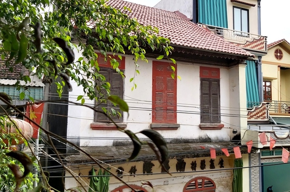 Độc đáo những ngôi nhà cổ ở phố Đầm - 8 Độc đáo những ngôi nhà cổ ở phố Đầm - 8
