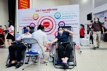 Nhân viên Shinhan Finance tham gia hiến máu nhân đạo tại Hà Nội