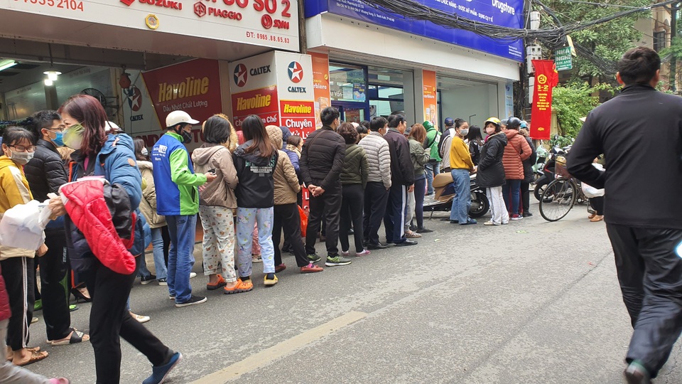 Hiệu thuốc không dám bán, khẩu trang y tế trên mạng giá bao nhiêu? - 1 Hiệu thuốc không dám bán, khẩu trang y tế trên mạng giá bao nhiêu? - 1