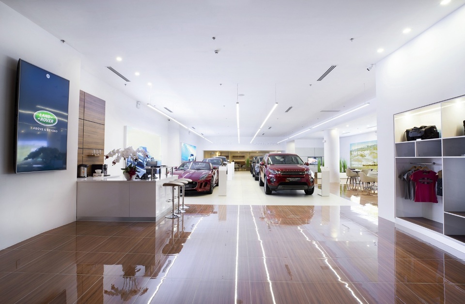 Jaguar Land Rover Việt Nam mở không gian trưng bày mới tại Phú Mỹ Hưng, TP. HCM - 5 Jaguar Land Rover Việt Nam mở không gian trưng bày mới tại Phú Mỹ Hưng, TP. HCM - 5
