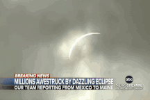 Du khách nổi da gà khi chứng kiến "nhật thực trăm năm có một" trong 4 phút