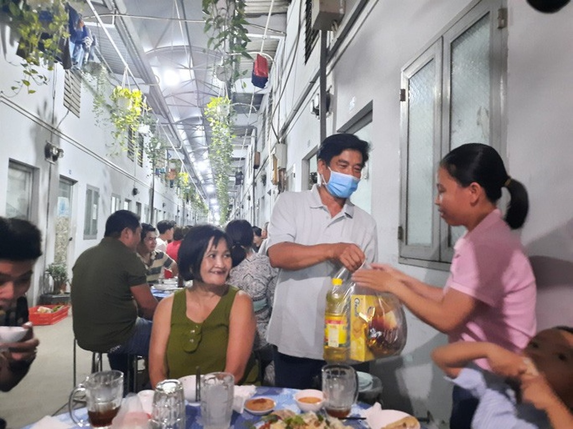 Những chủ trọ tốt bụng - 4 Những chủ trọ tốt bụng - 4