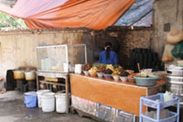 Hãi hùng cơm bụi!