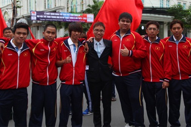 AIMAG 4: Cơ hội và thách thức của đội tuyển bộ môn Liên Minh Huyền Thoại 