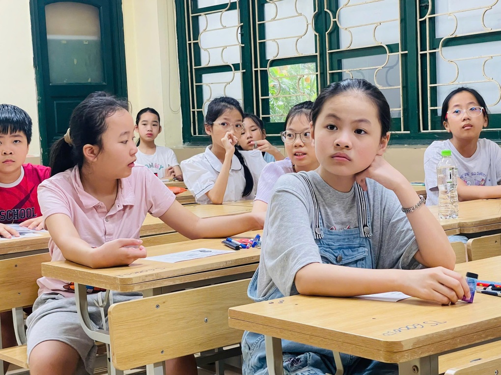1 chọi 18 giành “vé” vào lớp 6 Trường Nguyễn Tất Thành Hà Nội - 5 1 chọi 18 giành “vé” vào lớp 6 Trường Nguyễn Tất Thành Hà Nội - 5