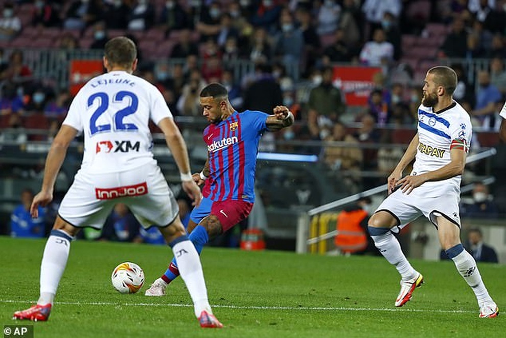 Sergio Aguero nhập viện trong ngày Barcelona bị cầm hòa thất vọng - 4 Sergio Aguero nhập viện trong ngày Barcelona bị cầm hòa thất vọng - 4