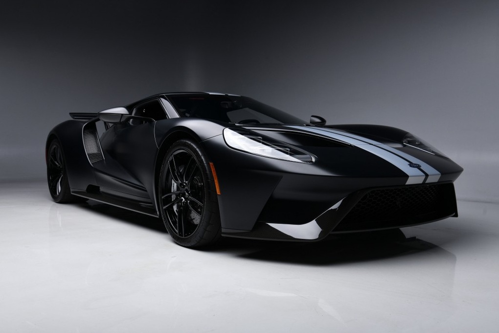 Lộ diện Ford GT thứ 3 về Việt Nam, khác màu xe của ông Đặng Lê Nguyên Vũ - 6 Lộ diện Ford GT thứ 3 về Việt Nam, khác màu xe của ông Đặng Lê Nguyên Vũ - 6