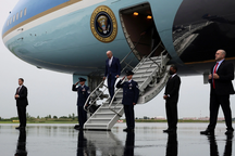 Tổng thống Biden sắp thăm Trung Đông, tìm cách hạ nhiệt giá dầu