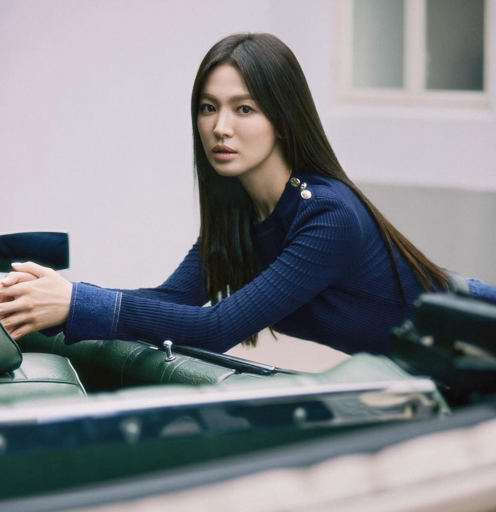 Song Hye Kyo: Một năm kiếm 3 triệu USD, tiết lộ người quan trọng nhất - 1 Song Hye Kyo: Một năm kiếm 3 triệu USD, tiết lộ người quan trọng nhất - 1