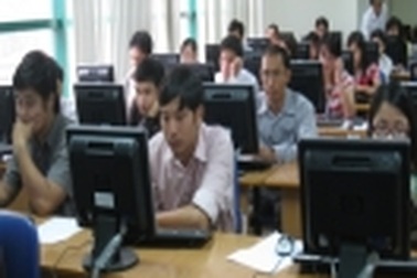 Ngành thuế nâng chất lượng cán bộ qua đào tạo và thi trực tuyến