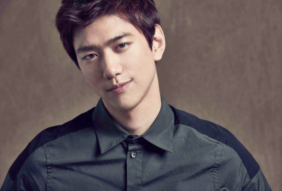 Mỹ nam 9x xứ Hàn gây sốc khi bất ngờ thú nhận đã có vợ con - 1 Mỹ nam 9x xứ Hàn gây sốc khi bất ngờ thú nhận đã có vợ con - 1