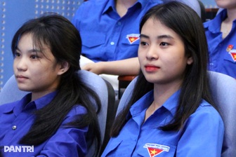 Đưa 162 giảng viên, sinh viên là "chiến sĩ số" về hỗ trợ xã, phường