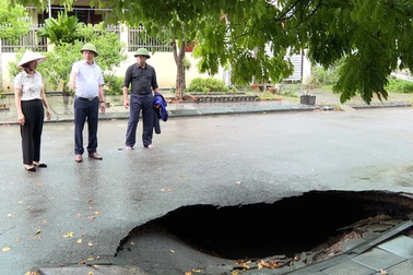 Xuất hiện "hố tử thần" ở Quảng Ninh