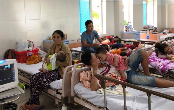 Quảng Ngãi hiện đã phát hiện được 25 ổ dịch với trên 1000 ca mắc bệnh tay chân miệng. 