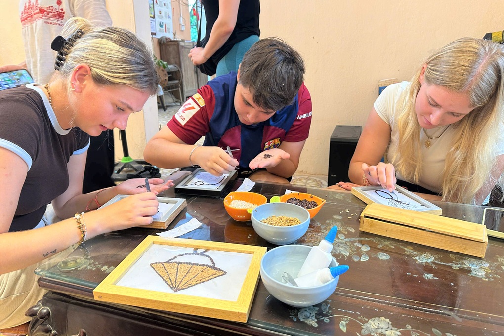 Ninh Bình phát triển du lịch nông thôn, hút khách quốc tế - 2