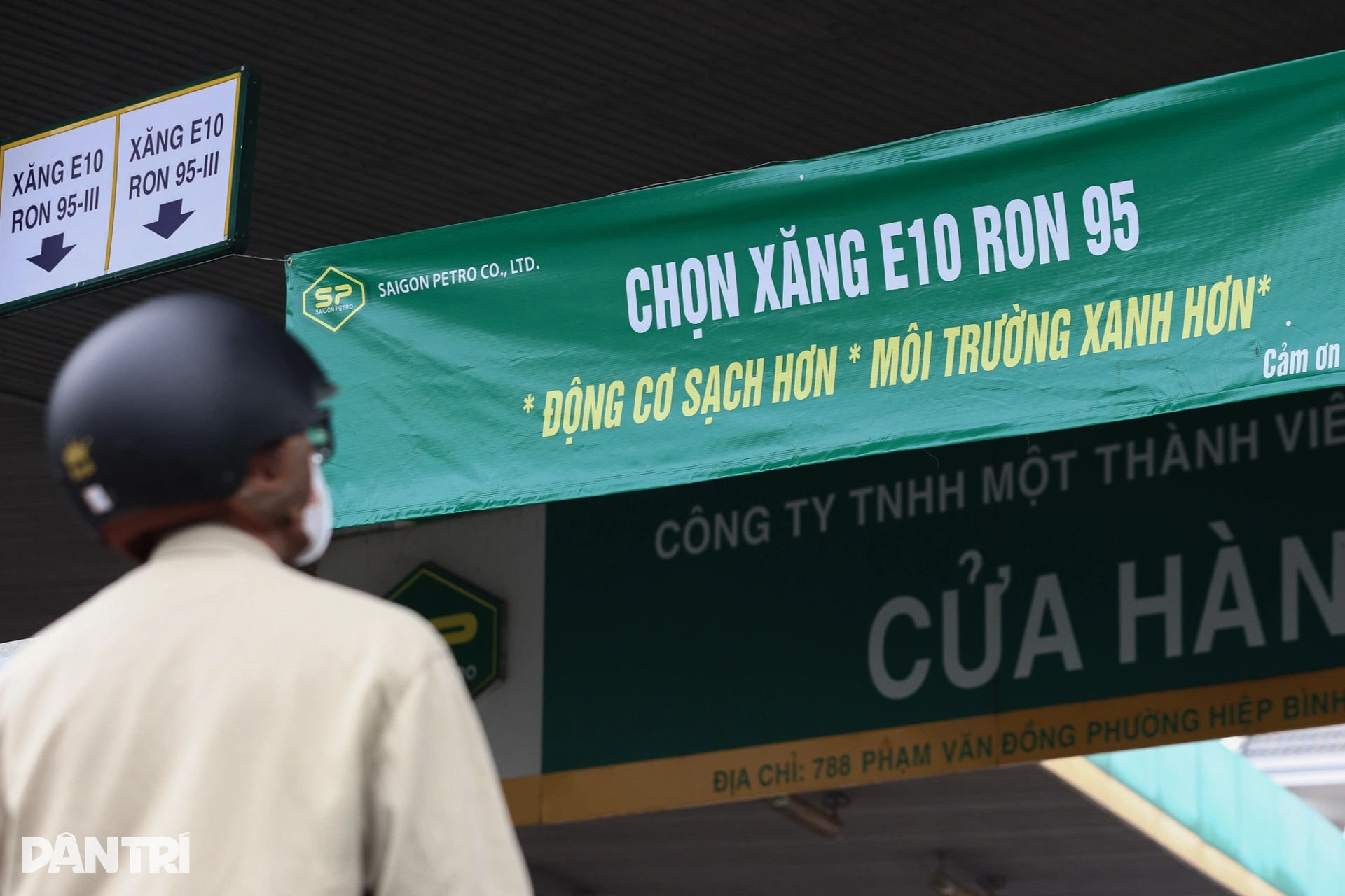 TPHCM chính thức kinh doanh xăng sinh học E10: Bước tiến mới vì môi trường - 1 TPHCM chính thức kinh doanh xăng sinh học E10: Bước tiến mới vì môi trường - 1