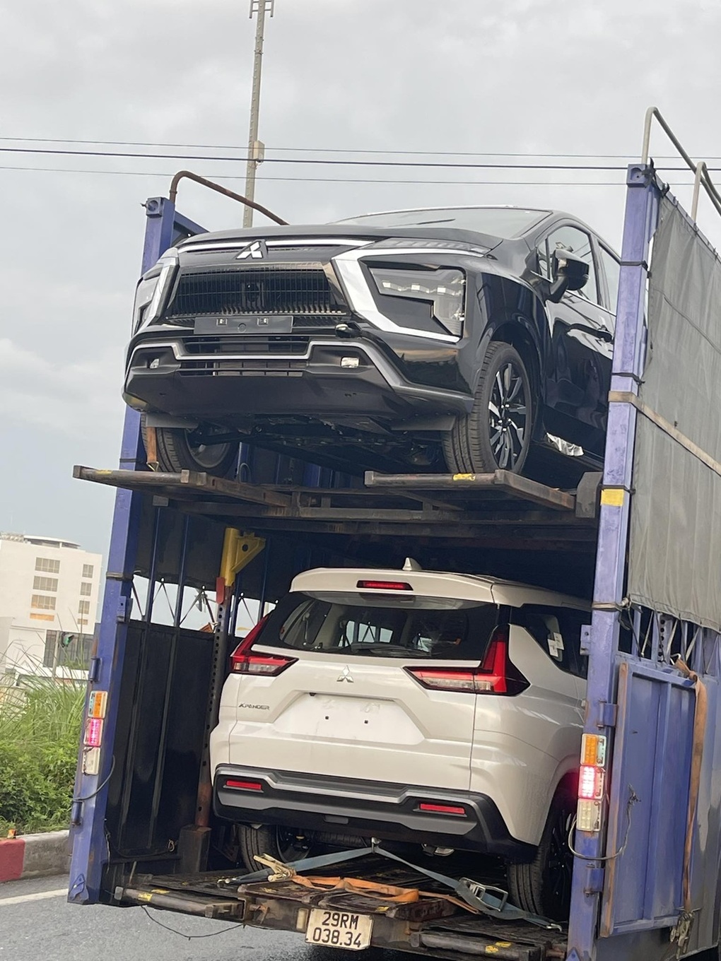 MPV cỡ nhỏ được khách Việt chuộng sắp nâng cấp, nhưng có điểm gây tiếc nuối - 1 MPV cỡ nhỏ được khách Việt chuộng sắp nâng cấp, nhưng có điểm gây tiếc nuối - 1