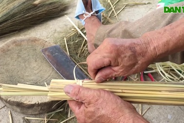 Làng chổi đót Hà Ân