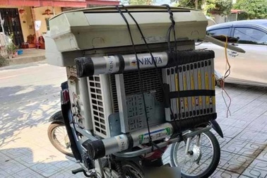 Bật mí chiêu 'chém ngọt' của thợ sửa điều hòa ngày nắng rát