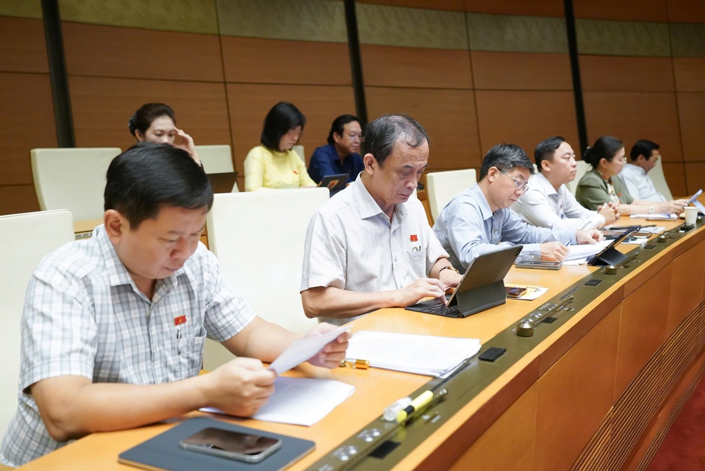 Bộ trưởng Công Thương: Sẽ xử lý việc lợi dụng livestream để bán hàng giả - 2 Bộ trưởng Công Thương: Sẽ xử lý việc lợi dụng livestream để bán hàng giả - 2