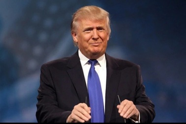 Ông Trump: Người nước ngoài tốt nghiệp ở Mỹ nên được tự động cấp thẻ xanh