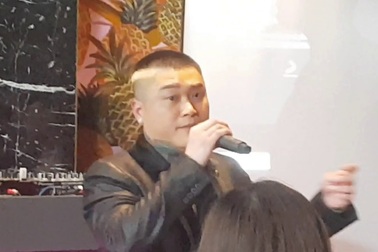 Vũ Duy Khánh bị chửi bới sau khi ly dị vợ