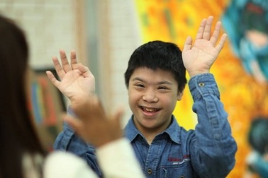 Nam Á Bank đồng hành cùng trẻ em khuyết tật làng trẻ Hòa Bình 