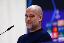 HLV Pep Guardiola thừa nhận đã nói dối về khả năng đánh bại Real Madrid