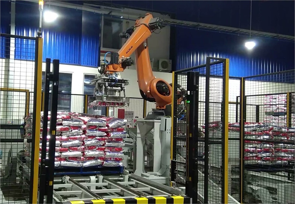 Doanh nghiệp sản xuất tiết kiệm nguồn lực nhờ ứng dụng tự động hóa - 3 Doanh nghiệp sản xuất tiết kiệm nguồn lực nhờ ứng dụng tự động hóa - 3