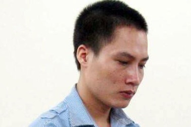 Giận vợ, gã đàn ông tưới xăng đốt nhà, giết công an xã