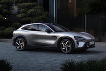 Xiaomi YU7 ra mắt với tầm hoạt động tới 835km, tấn công phân khúc SUV