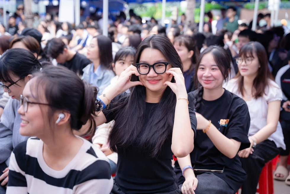 Penggabungan universitas: Akankah ada gelombang dosen pindah dari perguruan tinggi negeri ke swasta? - 3 Sáp nhập đại học: Sẽ có làn sóng dịch chuyển giảng viên từ công sang tư? - 3