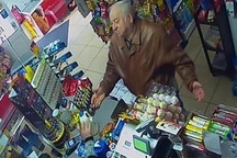 Đằng sau khủng hoảng ngoại giao Anh - Nga: Điệp viên mang túi xách Louis Vuitton