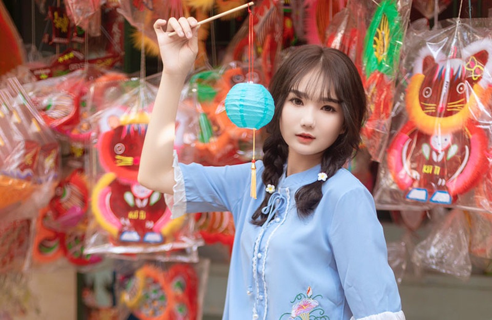 Nữ sinh xinh như búp bê rạng ngời đón mùa Trung thu - 7 Nữ sinh xinh như búp bê rạng ngời đón mùa Trung thu - 7
