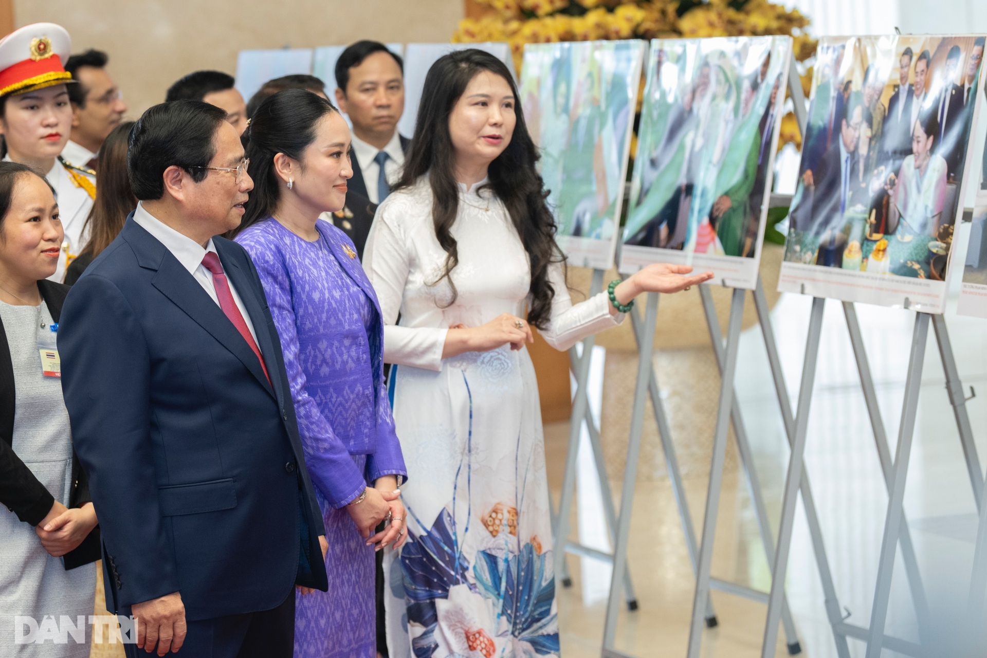 Trang trọng lễ đón Thủ tướng Thái Lan thăm chính thức Việt Nam - 8 Trang trọng lễ đón Thủ tướng Thái Lan thăm chính thức Việt Nam - 8