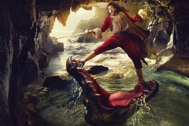 Những ngôi sao nổi tiếng tái hiện thế giới cổ tích của Walt Disney  