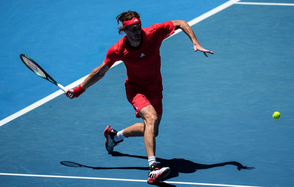 Sinner khởi đầu suôn sẻ, Tsitsipas sớm chia tay Australian Open - 3 Sinner khởi đầu suôn sẻ, Tsitsipas sớm chia tay Australian Open - 3