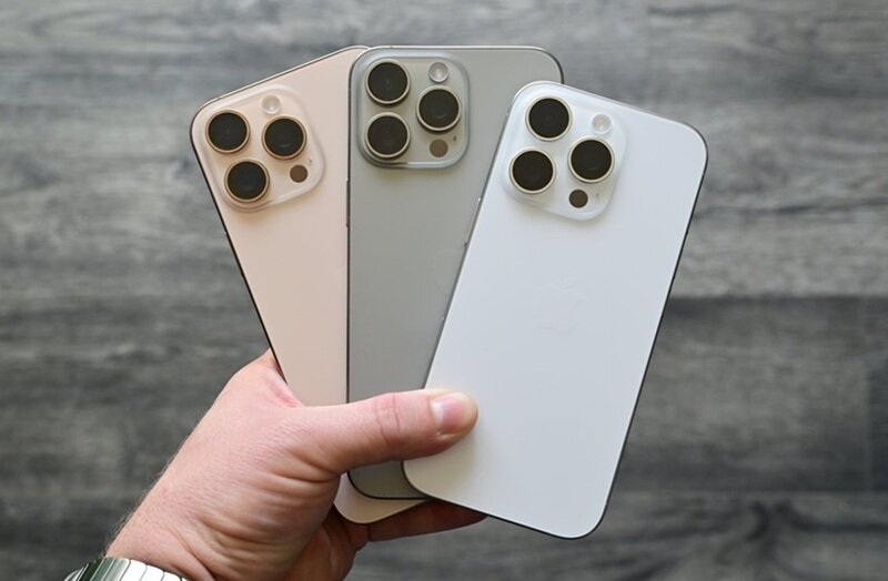iPhone 16 Pro MAX LL/A nhập Mỹ rẻ hơn chục triệu đồng so với bản VN/A, có nên mua?