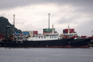 Quốc đảo Thái Bình Dương bắt 2 tàu Trung Quốc vì "đánh bắt trái phép"