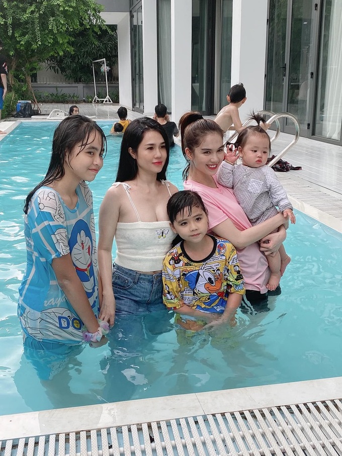 Không chịu thua kém em, chị gái Ngọc Trinh hé lộ cơ ngơi hoành tráng: Đang hoàn thành nhưng nhìn bảng thiết kế cũng choáng! - Ảnh 10. Không chịu thua kém em, chị gái Ngọc Trinh hé lộ cơ ngơi hoành tráng: Đang hoàn thành nhưng nhìn bảng thiết kế cũng choáng! - Ảnh 10.
