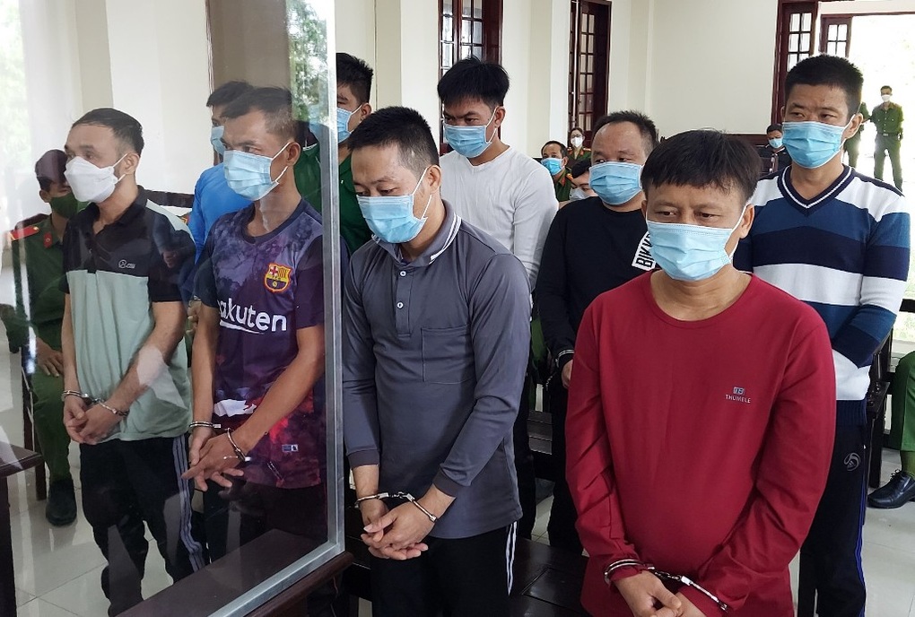 Tử hình 7 bị cáo vận chuyển hơn 45kg ma túy từ Campuchia về Việt Nam - 1 Tử hình 7 bị cáo vận chuyển hơn 45kg ma túy từ Campuchia về Việt Nam - 1