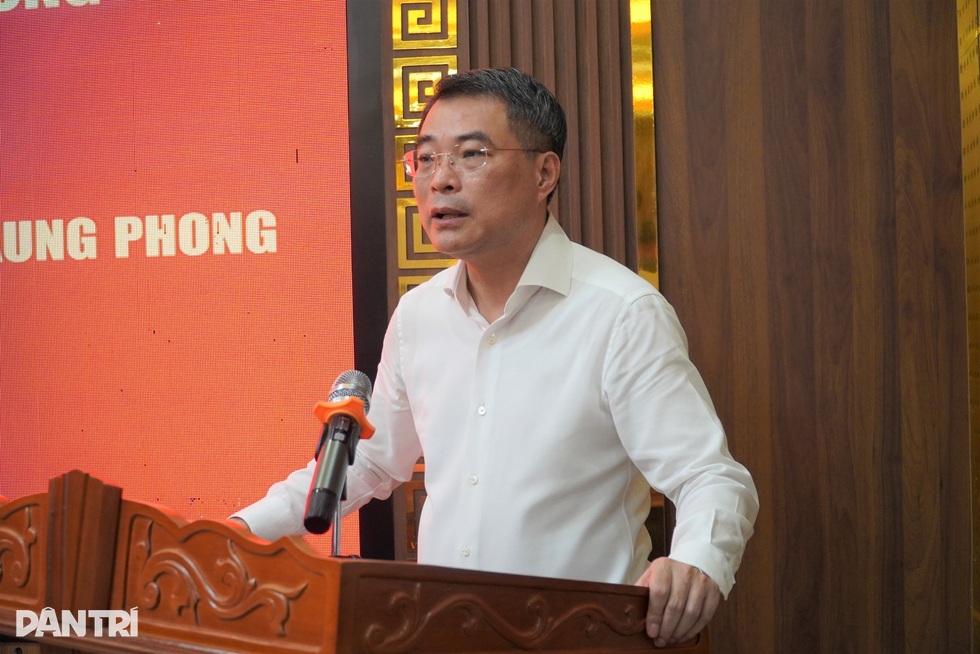 Trưởng ban Tổ chức Trung ương dâng hương tại nhiều địa chỉ đỏ dịp 27/7 - 6 Trưởng ban Tổ chức Trung ương dâng hương tại nhiều địa chỉ đỏ dịp 27/7 - 6