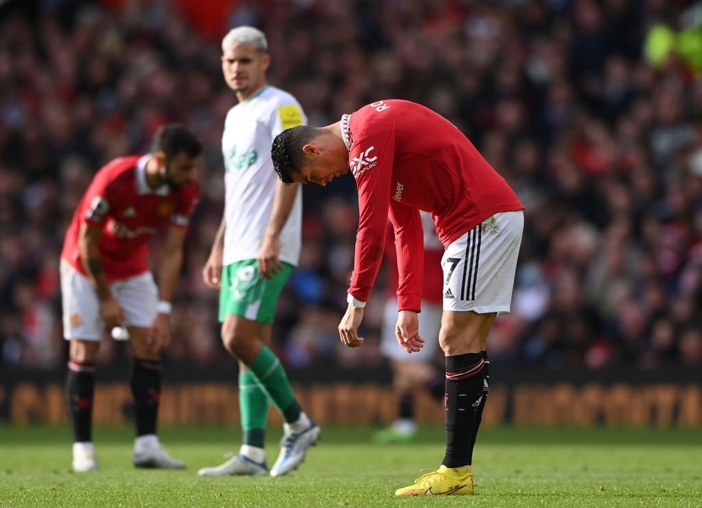 Man Utd bất ngờ bị FA sờ gáy - 2 Man Utd bất ngờ bị FA sờ gáy - 2