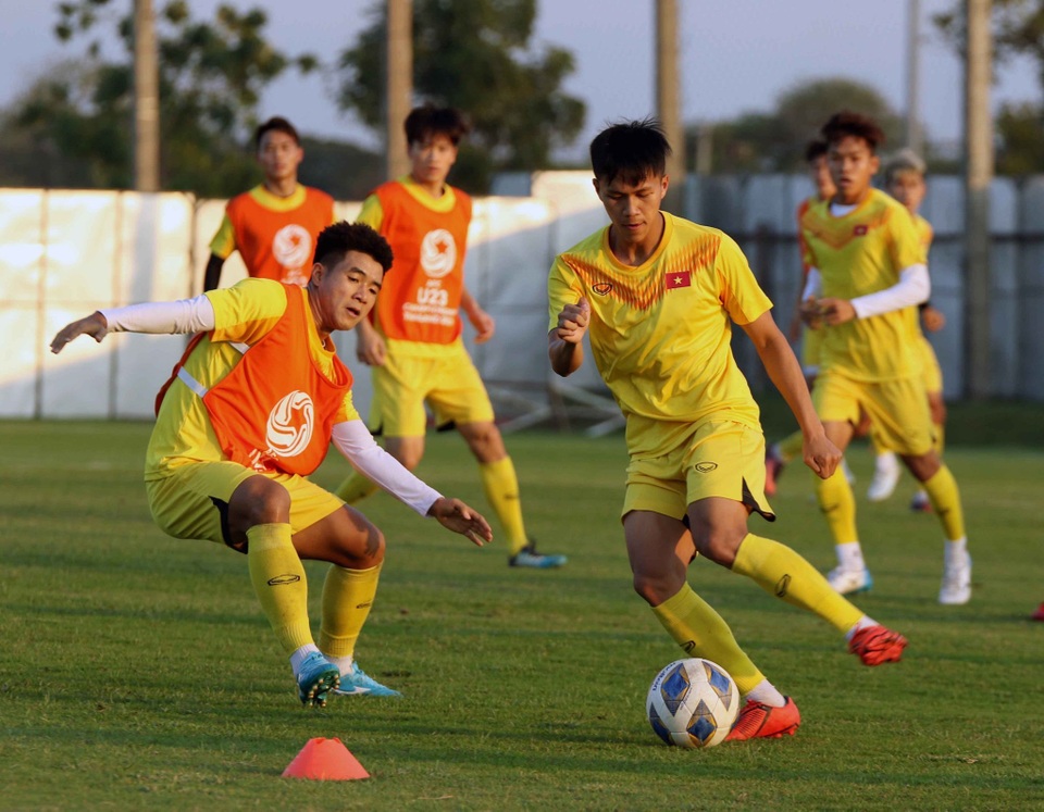 U23 Việt Nam hăng say luyện chiêu tủ chờ quyết đấu U23 UAE - 1 U23 Việt Nam hăng say luyện chiêu tủ chờ quyết đấu U23 UAE - 1