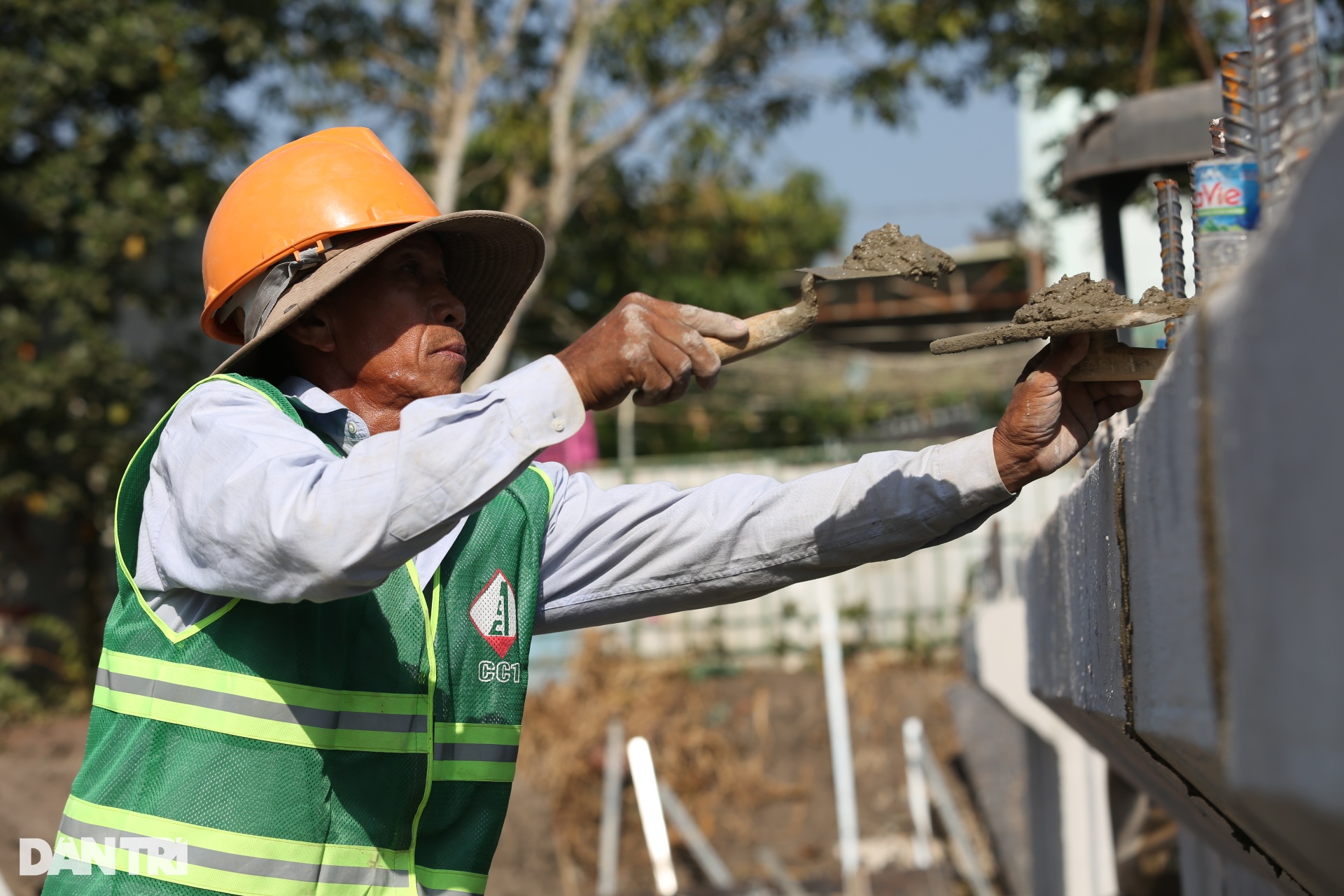 Nhà thầu cao tốc Biên Hòa - Vũng Tàu tranh thủ đúc dầm, làm cầu vượt - 7 Nhà thầu cao tốc Biên Hòa - Vũng Tàu tranh thủ đúc dầm, làm cầu vượt - 7