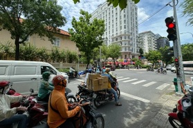 "Đếm giây trên đèn giao thông là rõ ràng và khoa học, sao phải bỏ?"