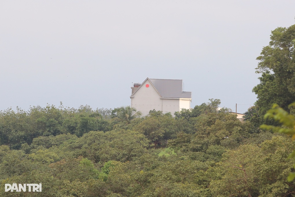 Công an kêu gọi người dân thông tin nghi can sát hại 3 nạn nhân ở Đồng Nai - 1 Công an kêu gọi người dân thông tin nghi can sát hại 3 nạn nhân ở Đồng Nai - 1