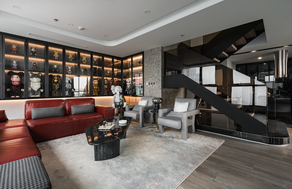 Căn hộ Hà Nội đẹp lạ trưng bày cả bộ sưu tập đồ chơi khủng của gia chủ 9X - 3